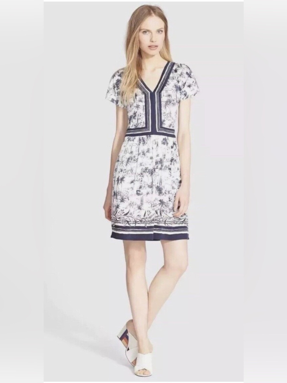 Tory Burch Blue Cream Toile de Jouy Silk Dress Size M Short Sleeve Border Print
